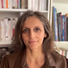 Portrait d’Agnès Pommier de Santi, présidente de l’AFRECA, association française de recherche en éthologie clinique et anthropologique.